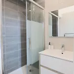 70m2 - 2 - Terrasse - Parking Gratuit 公寓 *