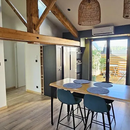 70m2 - 2 - Terrasse - Parking Gratuit דירה